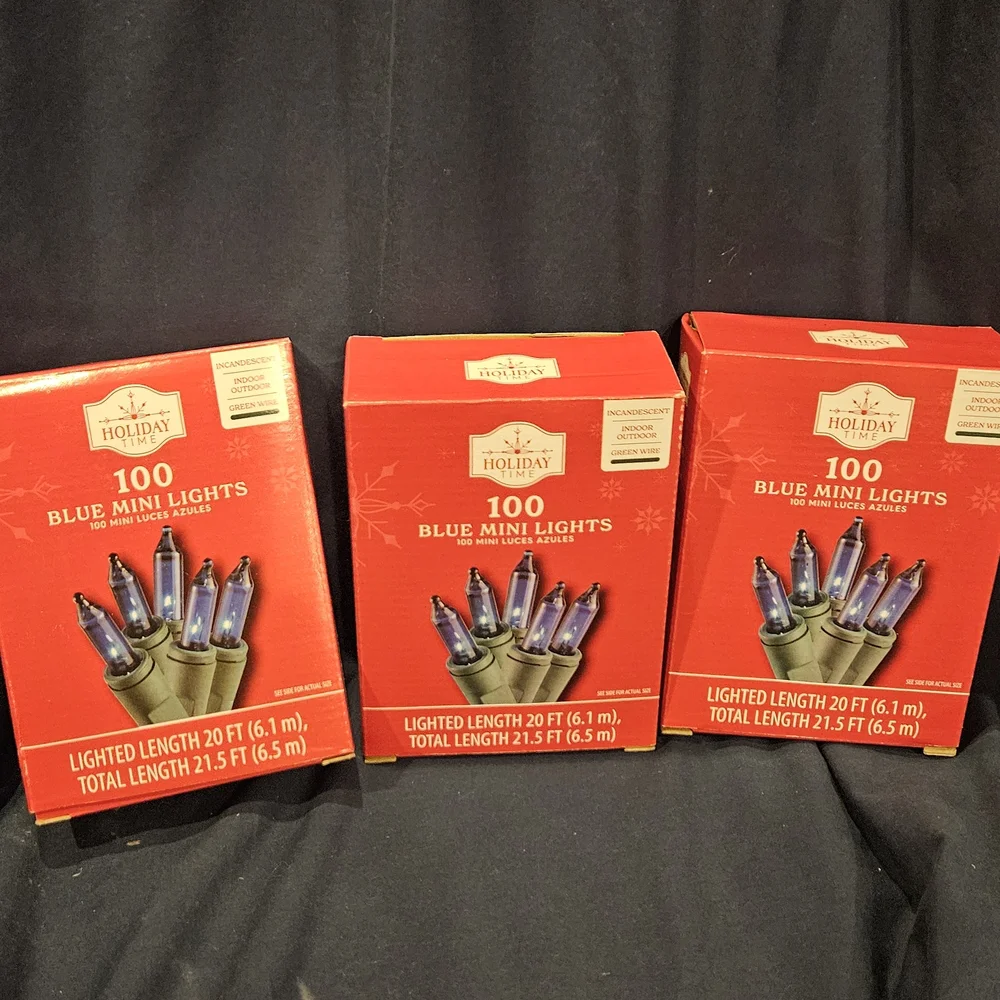 🍒♡Holiday Time Blue Mini Lights with Green Wire - 3x100 Count